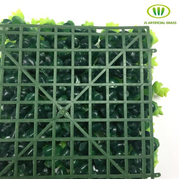 Fake Hedge